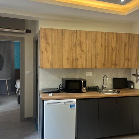 Square Vanilla Apartments Скопье Экстерьер фото