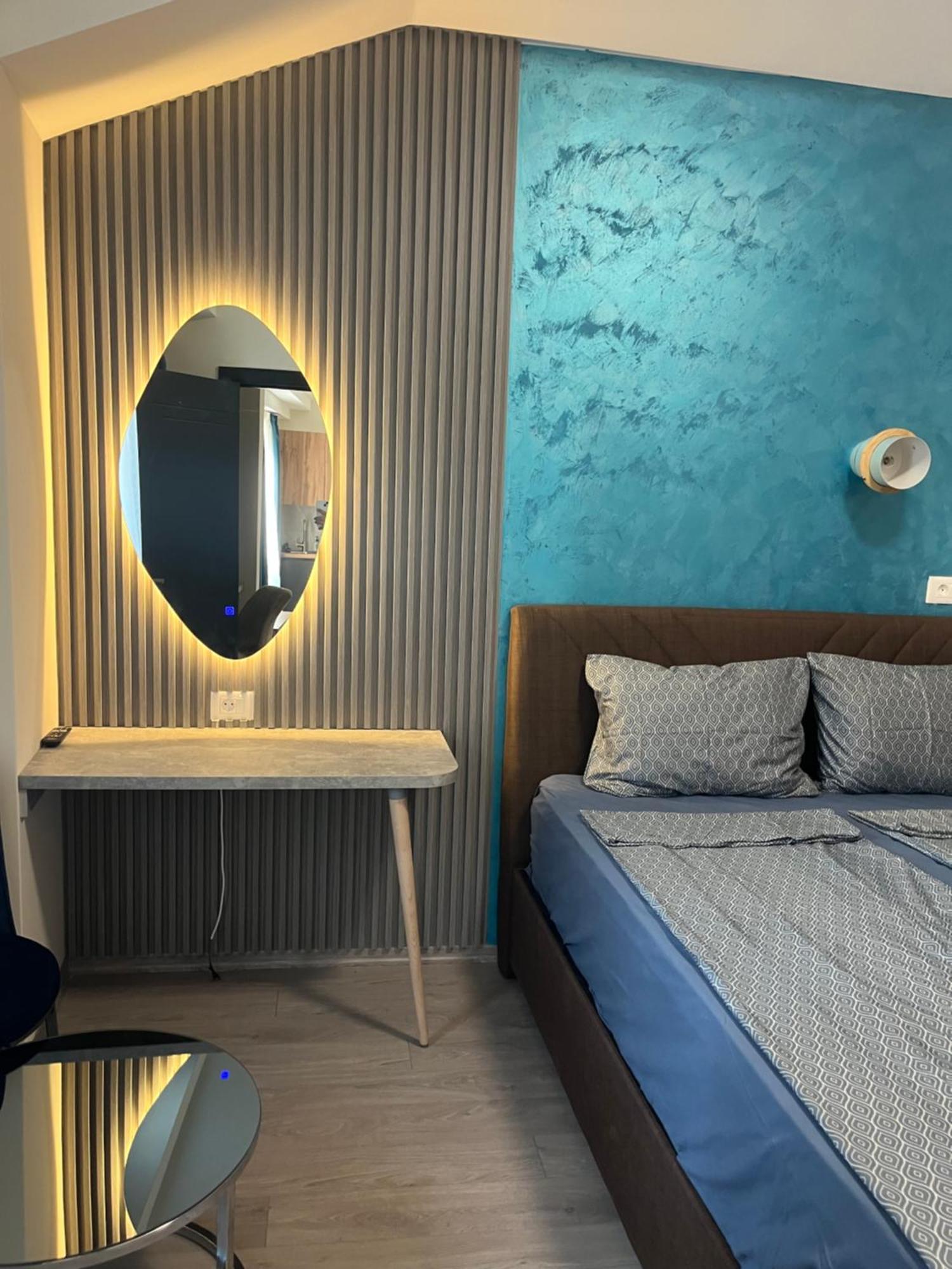 Square Vanilla Apartments Скопье Экстерьер фото