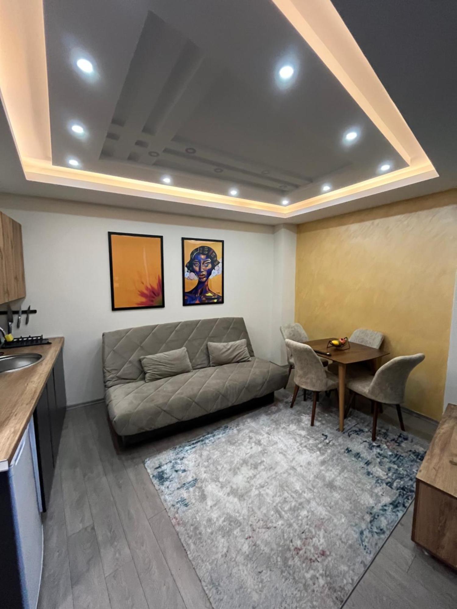 Square Vanilla Apartments Скопье Экстерьер фото