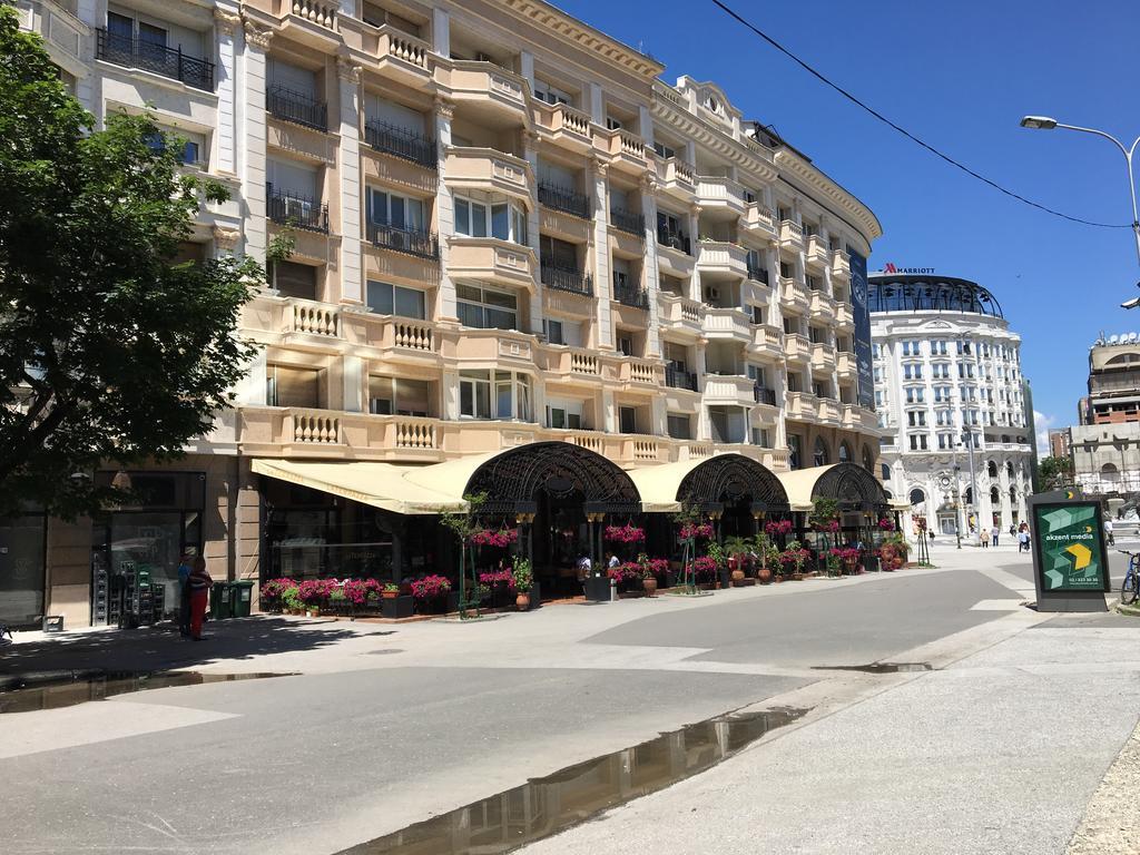 Square Vanilla Apartments Скопье Экстерьер фото