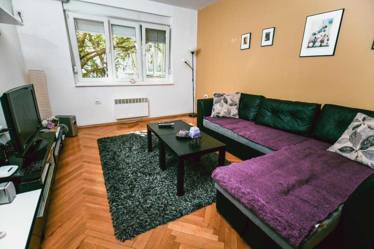 Square Vanilla Apartments Скопье Экстерьер фото