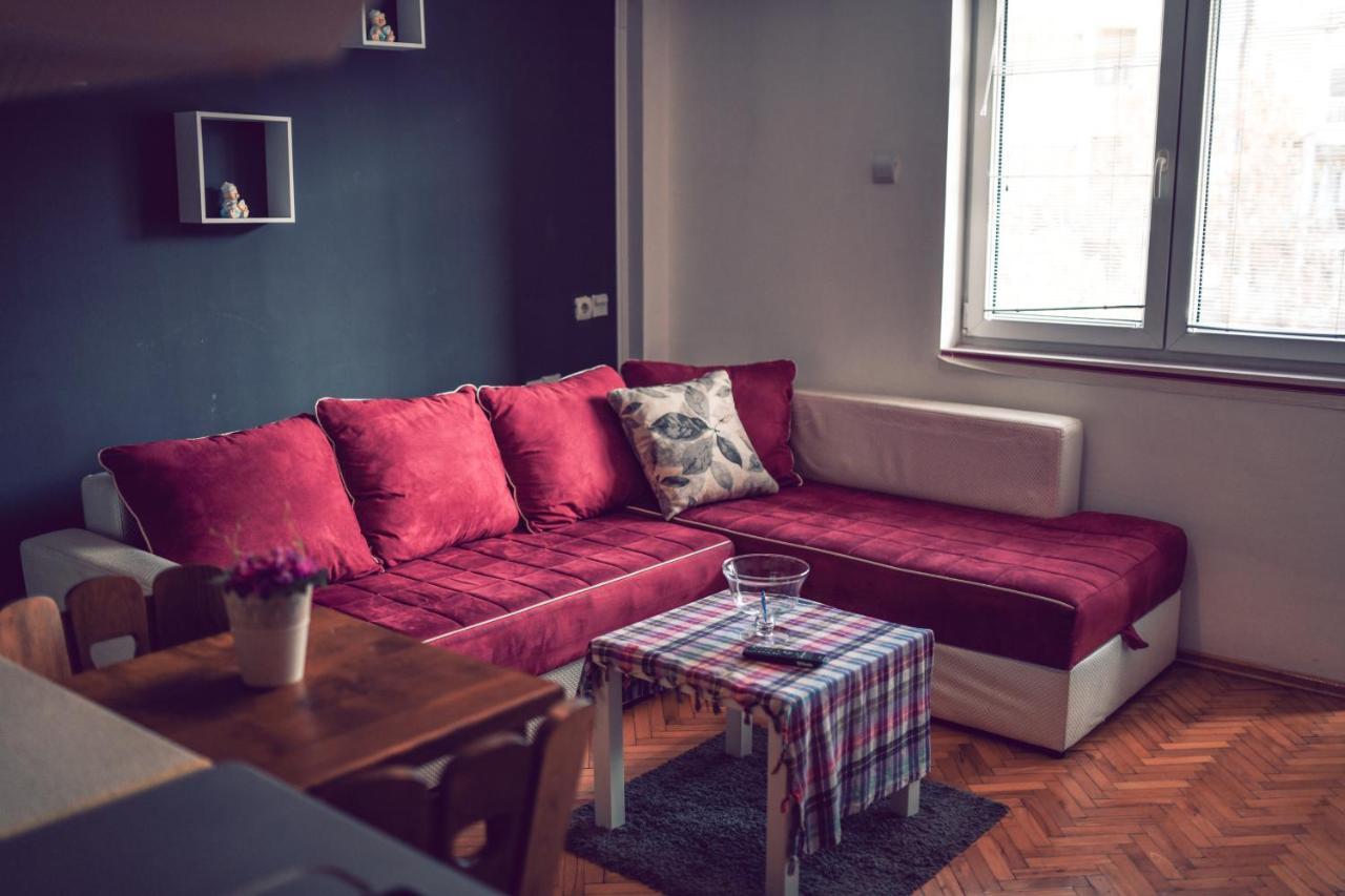 Square Vanilla Apartments Скопье Экстерьер фото